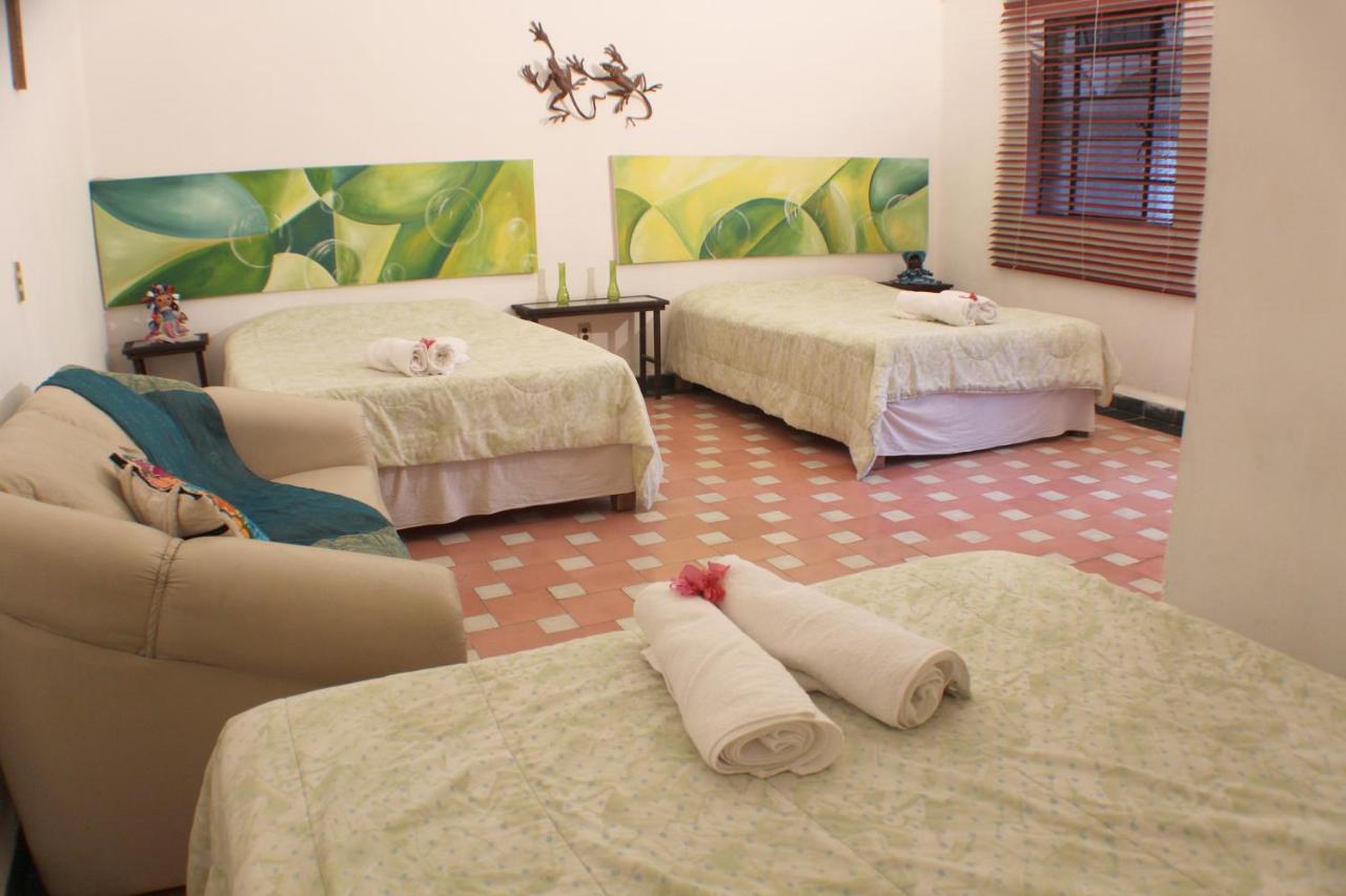 Casa Madero Rooms Cuernavaca Eksteriør billede
