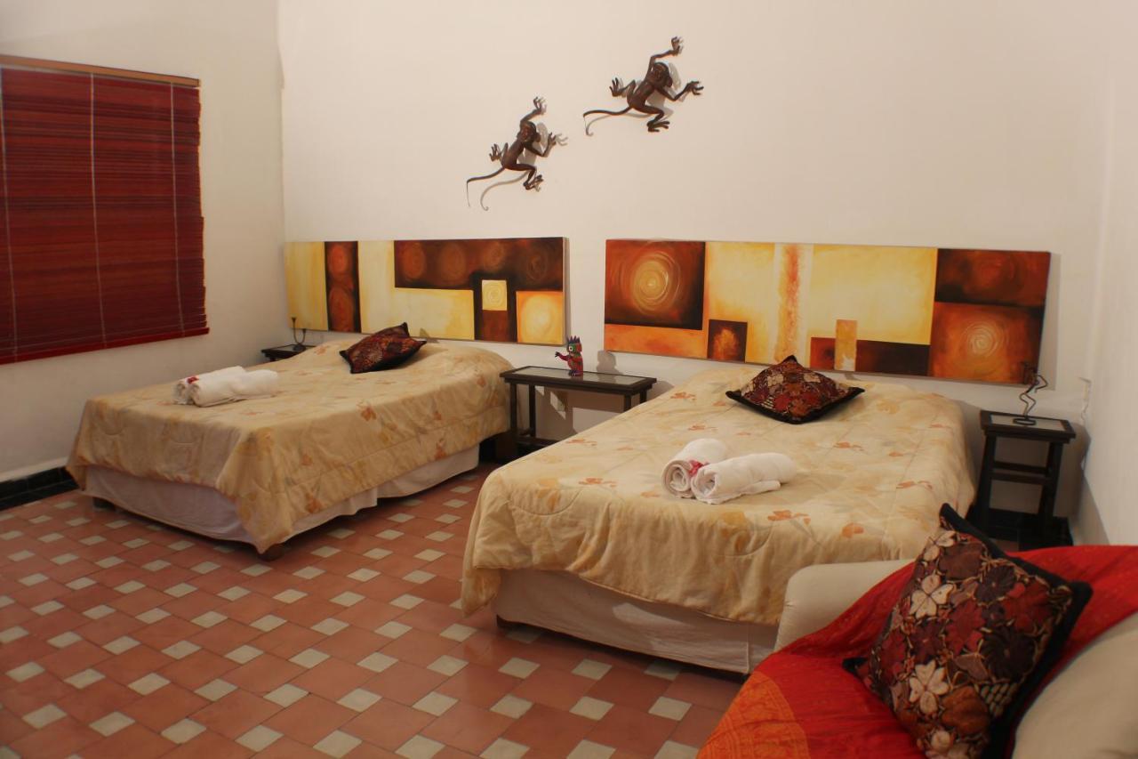 Casa Madero Rooms Cuernavaca Eksteriør billede